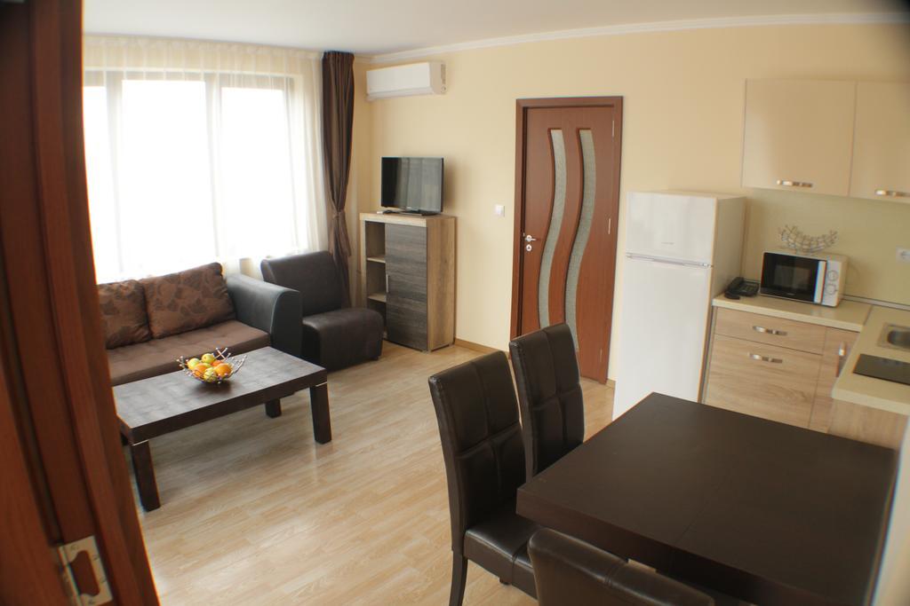Aria Complex Aparthotel Sveti Vlas Exterior photo