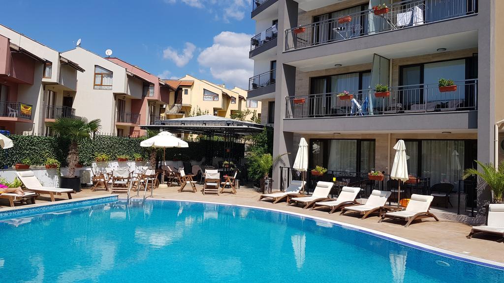 Aria Complex Aparthotel Sveti Vlas Exterior photo